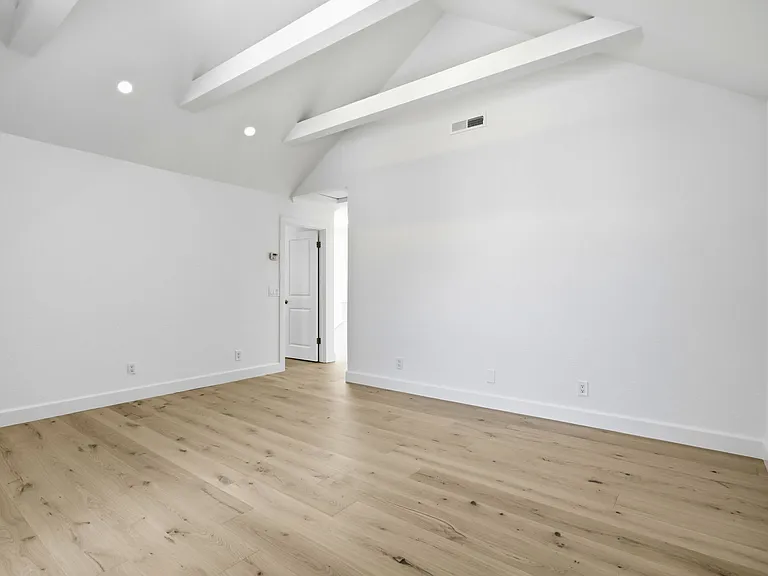 1104 Lautrec Ter — Photo 39