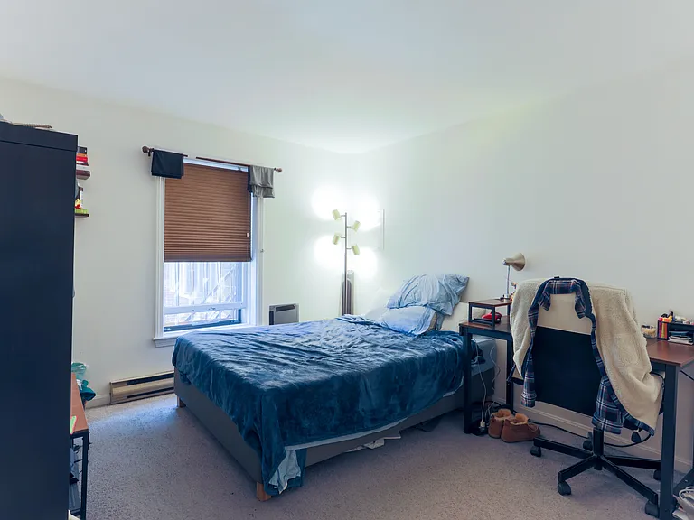 1742 Washington St #4 — Photo 7