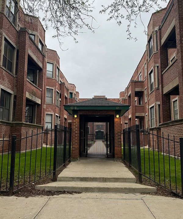 1st image of 6108 S Dorchester Ave APT 2W