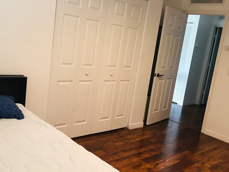 2nd room + closet