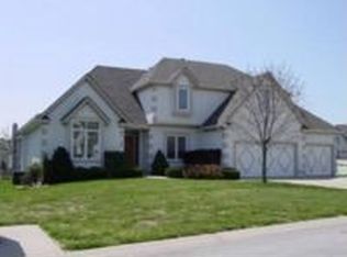 2913 SW 13th St, Lees Summit, MO 64081