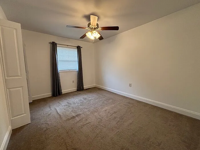 1207 Green Oaks Ln #D — Photo 15