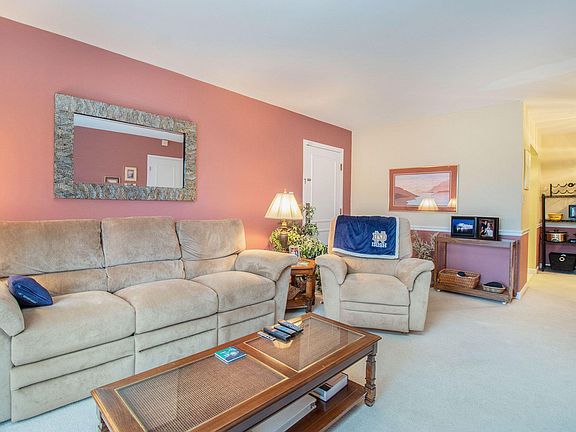 5th image of 1428 Marigold Way APT 110