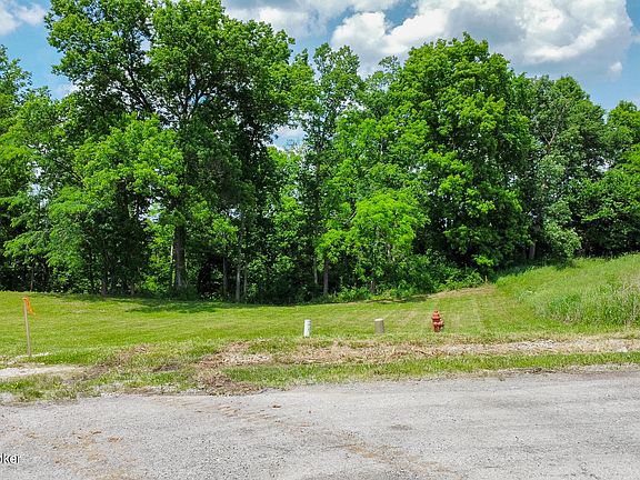 3rd image of LOT 104 N North View Dr