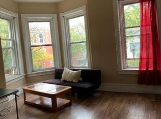 1049 W Taylor St FLOOR 2, Chicago, IL 60607