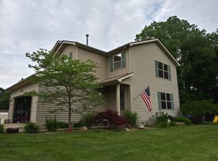 656 N Bark Dr, Anderson, IN 46011