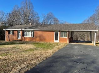 162 Deerfield Ln, Bassett, VA 24055