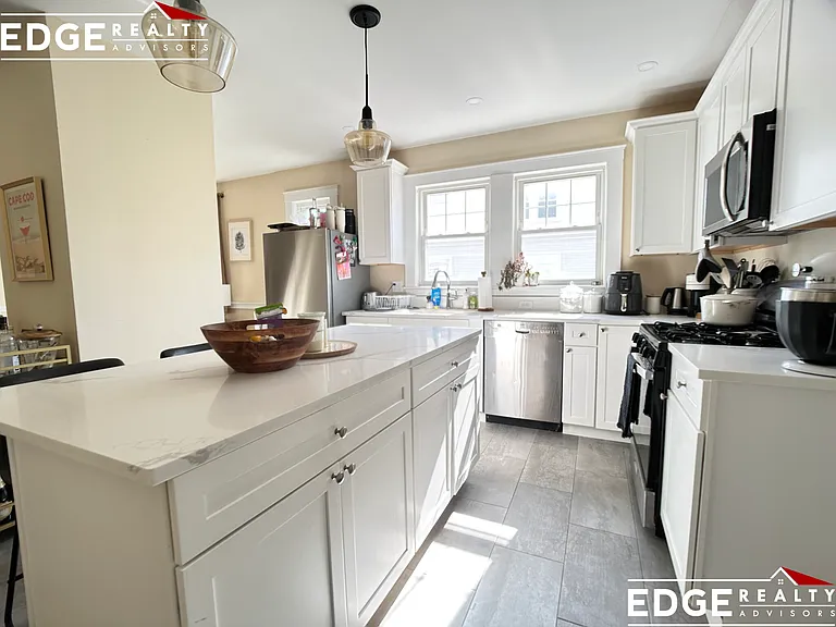 58 Hunnewell Ave #1 — Photo 2