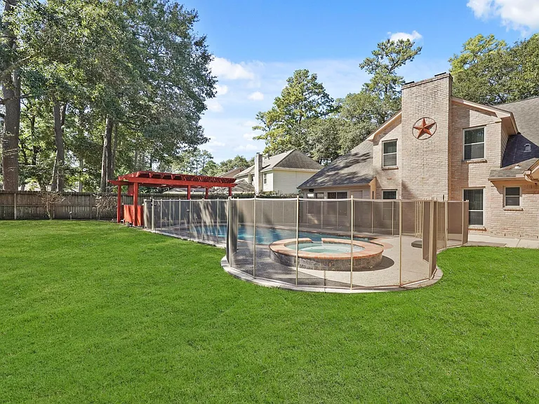 12903 Wincrest Ct — Photo 46