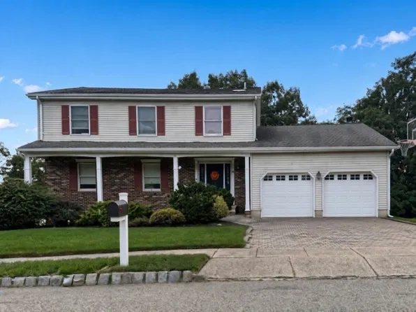 86 Point View Pkwy, Wayne Twp., NJ 07470