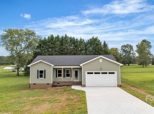 115 Peacock Hollar Rd, Statesville, NC 28625