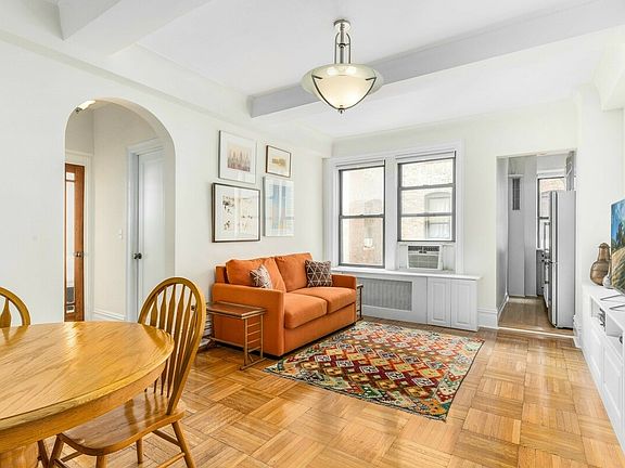 3rd image of 467 Central Park W APT 5F