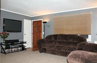 2nd image of 4926 N Potter Ave