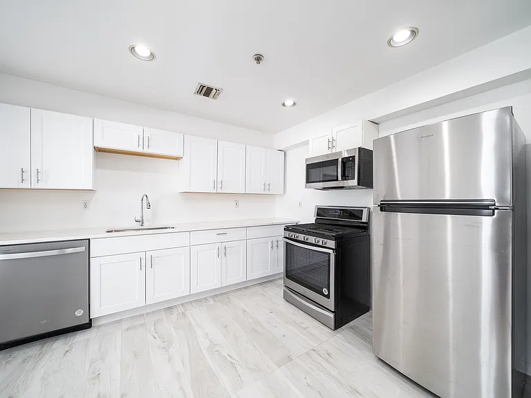 8909 Riverside Pl #1 — Photo 7
