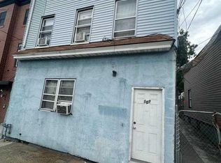 107 Mill St, Paterson, NJ 07501