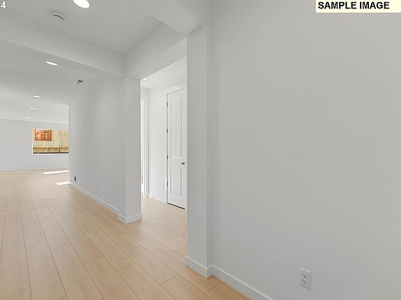 5th image of 18718 NE 41st Ave Lot 413