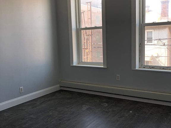 4th image of 7701 19th Ave #1