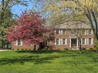 1854 Hampstead Ct, Valparaiso, IN 46385