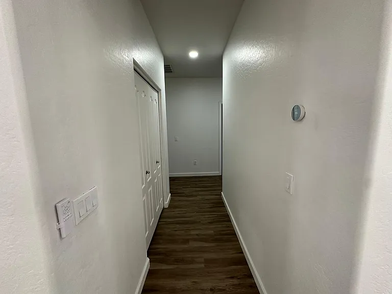 15238 W Custer Ln — Photo 19