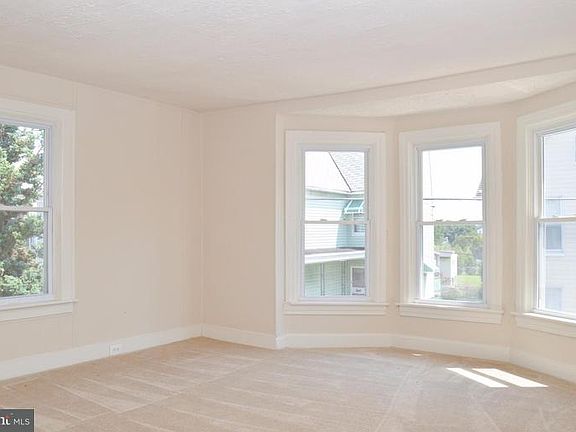 5th image of 319 N Cannon Ave