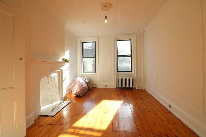 1st image of 443 W 49th St #4FE