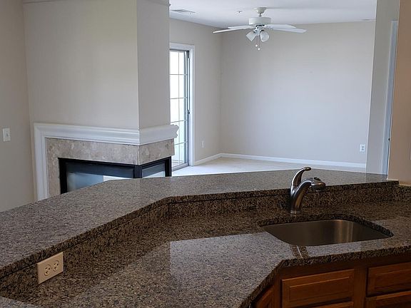 3rd image of 11742 Tolson Pl Unit 204