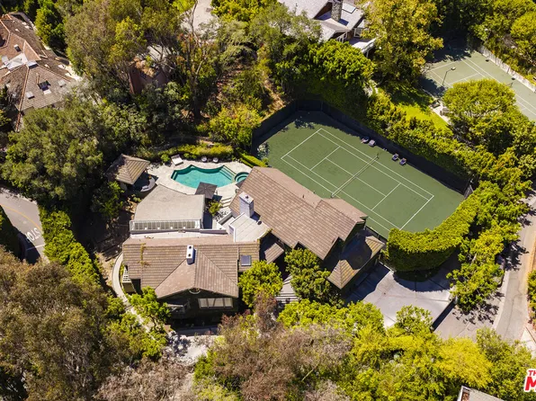9910 Tower Ln, Beverly Hills, CA 90210