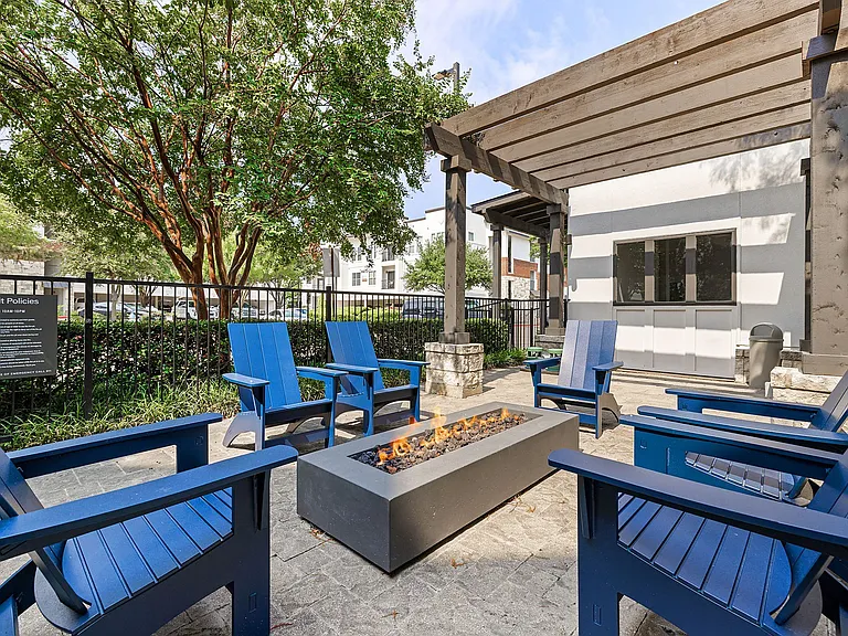 Bell Gateway Village — Photo 17