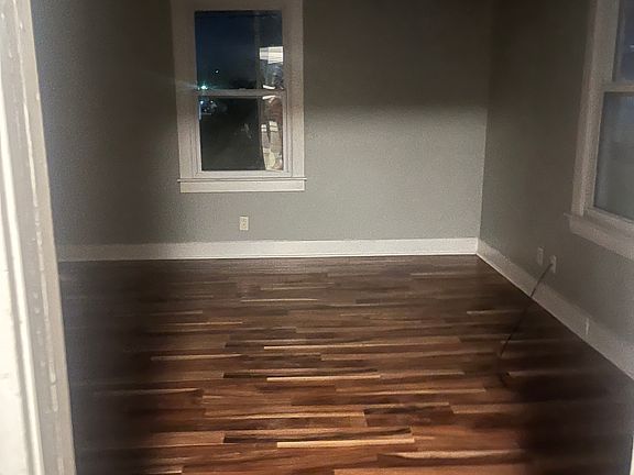 4th image of 107 Glass Ave