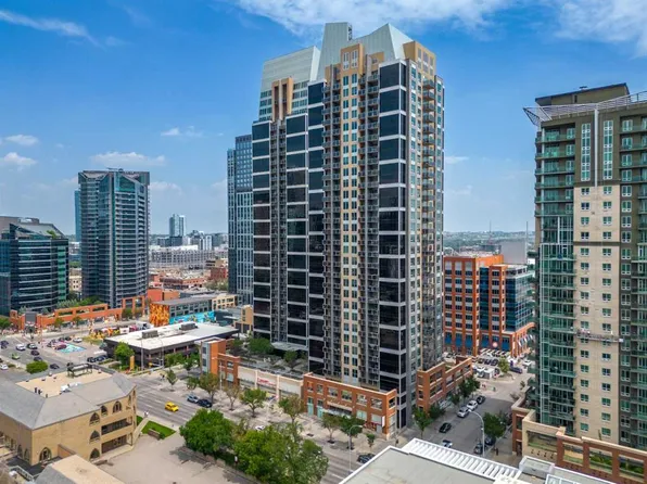 1320 W 1st St SE #305, Calgary, AB T2G 0G8