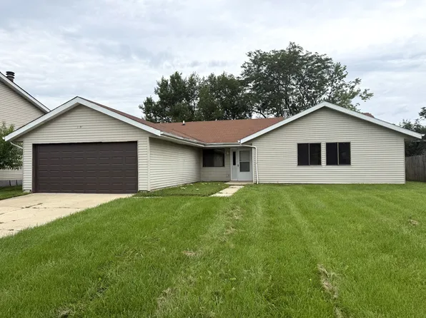 1191 Hialeah Ln, Hanover Park, IL 60133
