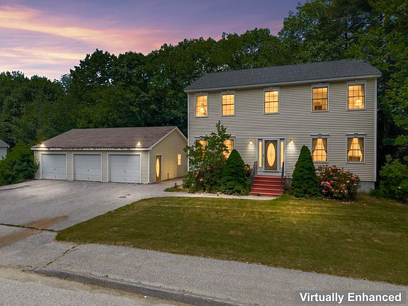 2nd image of 9 Hemlock Drive