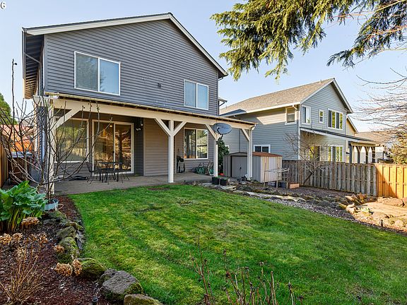 5th image of 9016 SE Emily Park Way