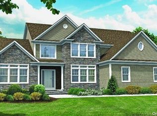 6 Southview Cir, Lake Grove, NY 11755