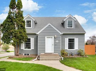 1060 Livingston Ave, West Saint Paul, MN 55118