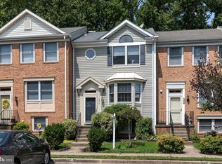 1204 Swanhill Ct, Baltimore, MD 21226