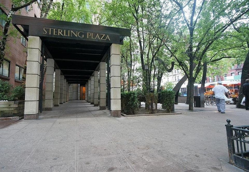1st image of 255 E 49th St #20G