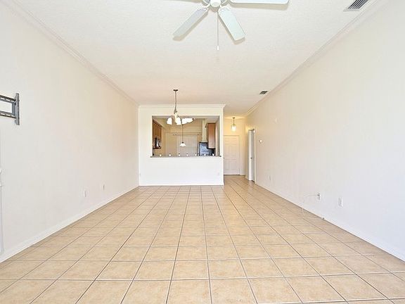 4th image of 9417 Myrtle Creek Ln APT 608