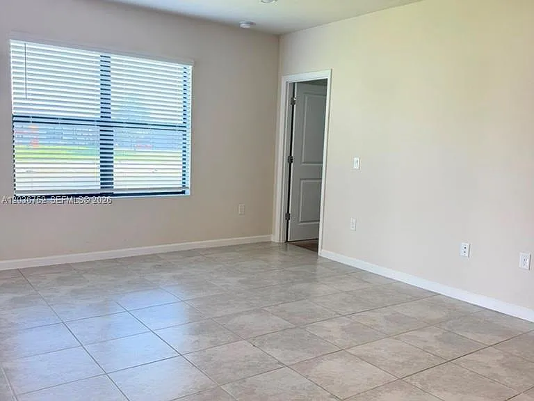 10798 Marlberry Way — Photo 16
