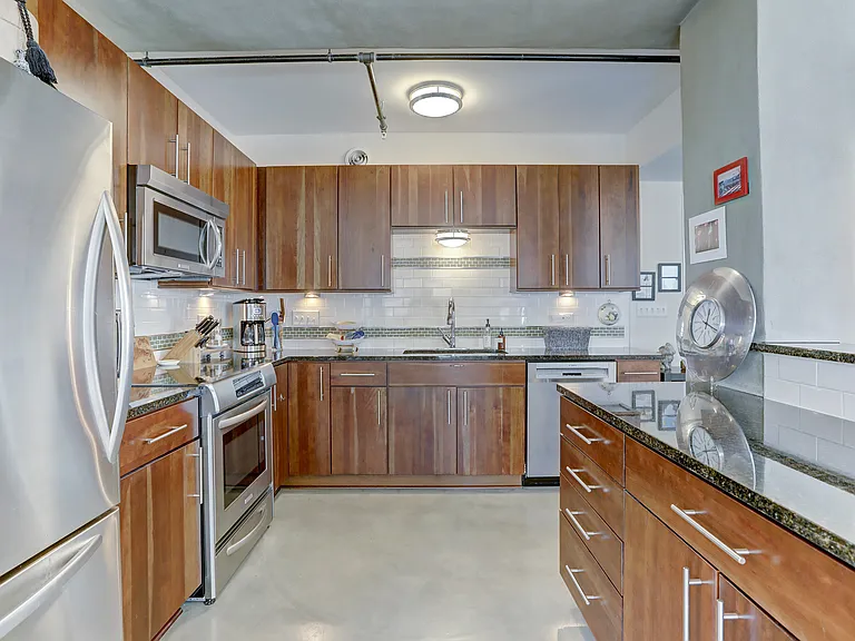 800 Brazos St #1107 — Photo 14