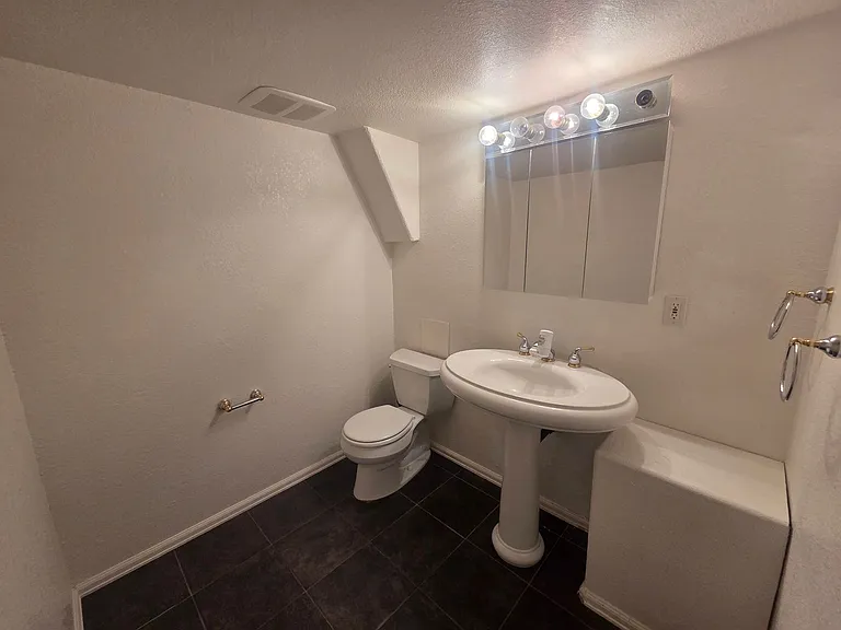 10232 Jill Ave — Photo 38