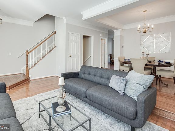 4th image of 7727 Mary Beth Way