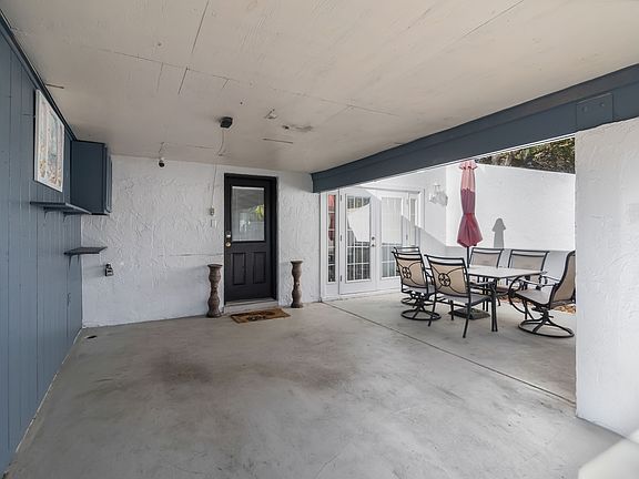 5th image of 102 Lago Vista Blvd #1