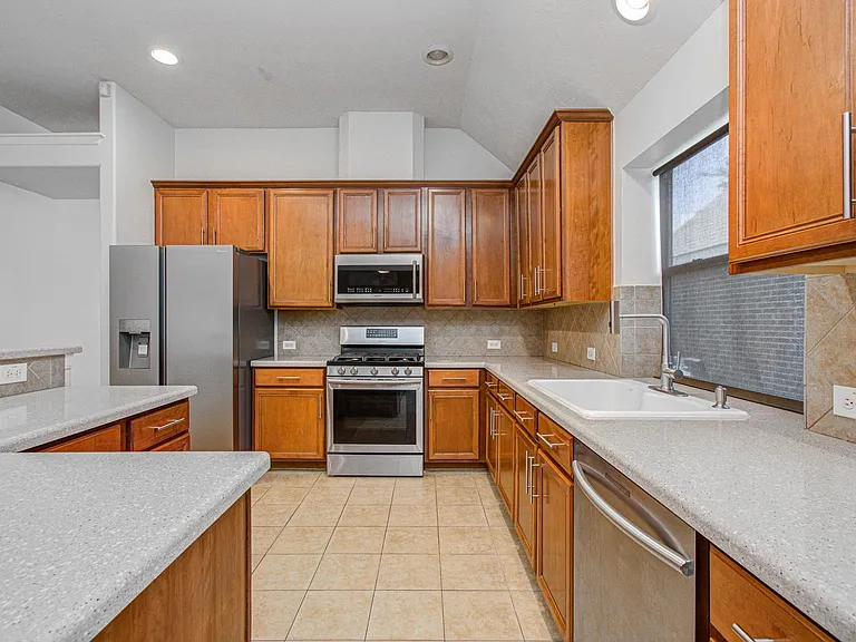 21922 Catoosa Dr — Photo 13