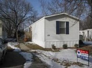 122 Apple Ave, Ames, IA 50010