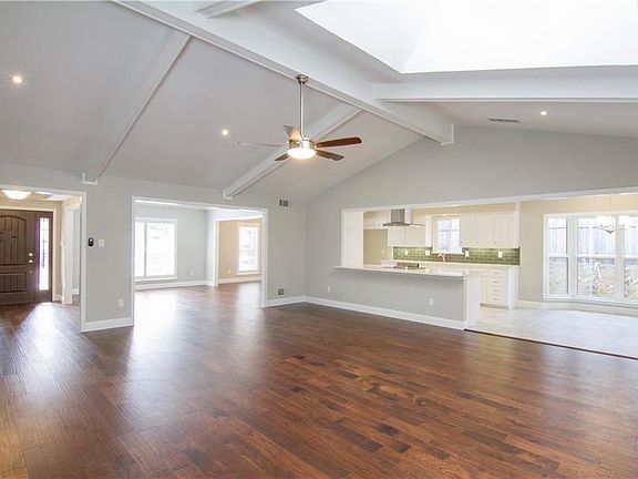 2nd image of 9653 Whitehurst Dr
