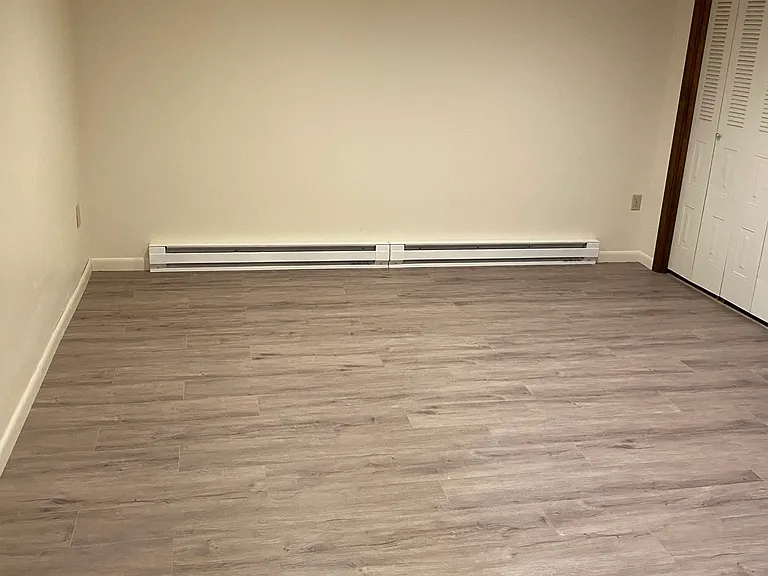 42 W South St #1 — Photo 7