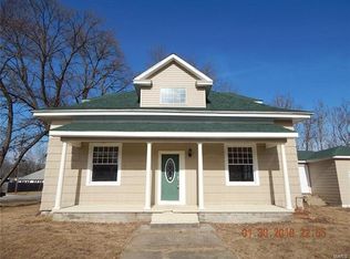 313 W Saint Johns St, Vandalia, MO 63382