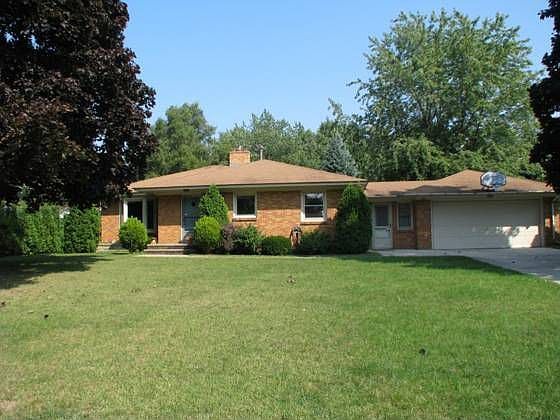 1st image of 725 Joyce Ave