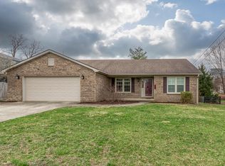 503 Nottingham Dr, Versailles, KY 40383